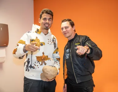 AFROJACK Y TIËSTO ANUNCIAN EL LANZAMIENTO DE "LIGHT IT UP"