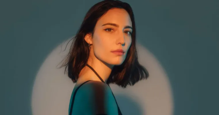 amelie-lens.webp