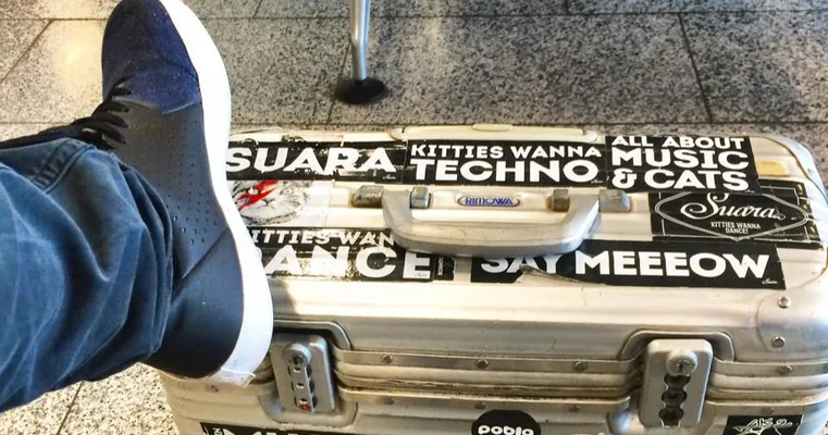 rimowa-la-maleta-mas-utilizada-por-los-top-djs.jpg