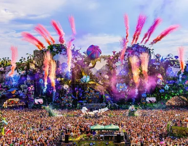 TOMORROWLAND 2025 AGOTA ENTRADAS EN TIEMPO RÉCORD