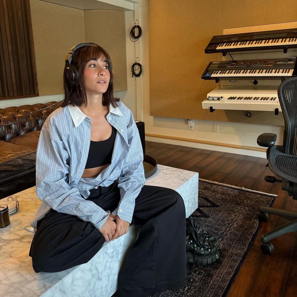 aitana_en_el_estudio.jpg