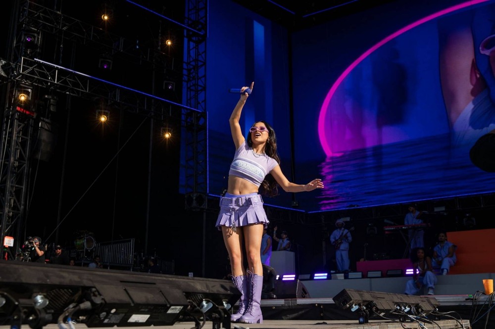 becky-g-performs-live-onstage-at-the-2023-suenos-festival-in-chicago-illinois-270523_19_1.jpg