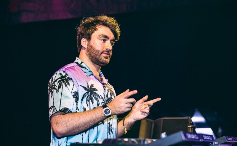 oliver_heldens_shine_2024.jpg