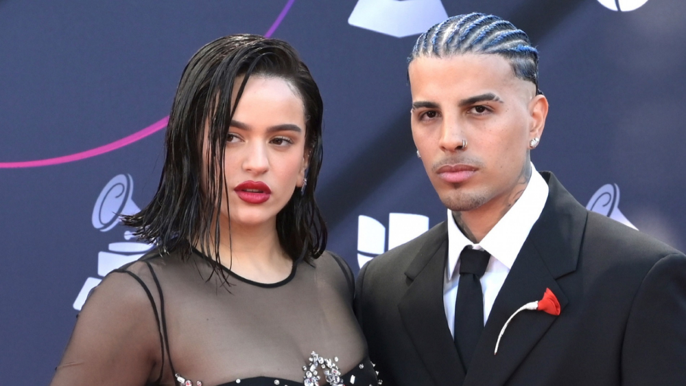rosalia-y-rauw-alejandro-en-los-grammy.jpg