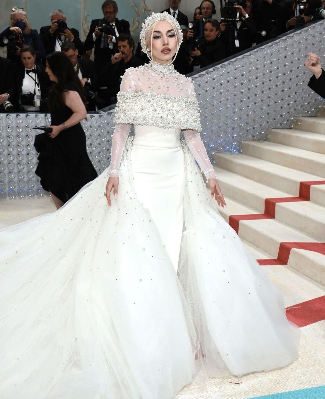 ava-max-met-gala.jpg